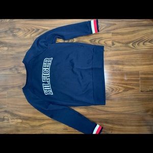 Tommy Hilfiger sweater🦋